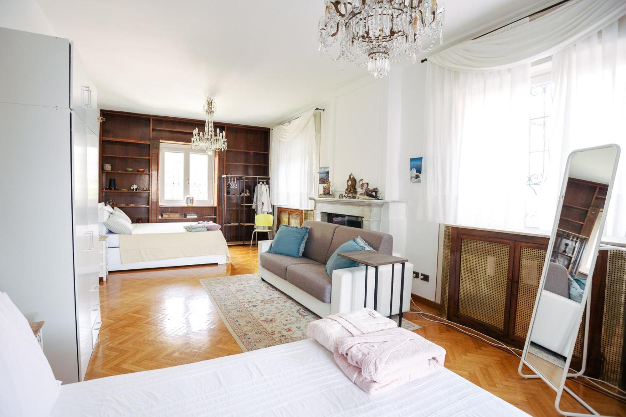 Bed&Breakfast Relax In The Lake เดเซนซาโนเดลการ์ดา ภายนอก รูปภาพ